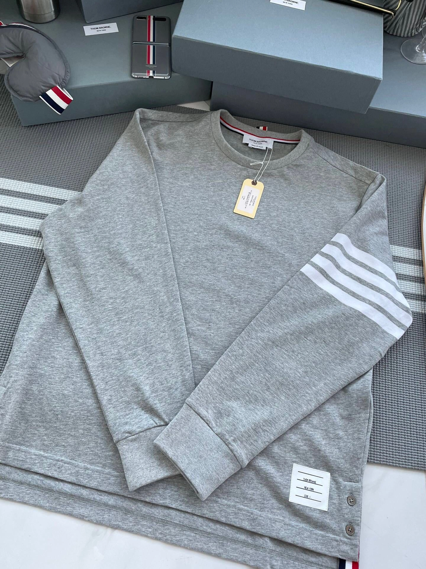 wg.luxury-- 4𝑩𝒂𝒓 𝑻 high quality version item :C-F801D03106
